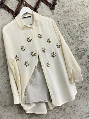 	Kristal Boncuk İşlemeli Tasarım Oversize Gömlek (Ekru)