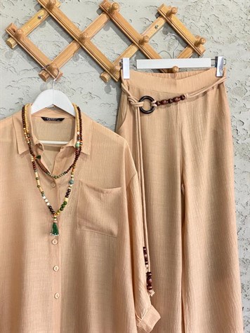 Gofre Dokuma Boncuk Kemerli Oversize Gömlek Ve Pantolon Takım (Pudra)