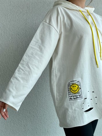 Arma Detaylı Yırtık Sweat (Ekru)