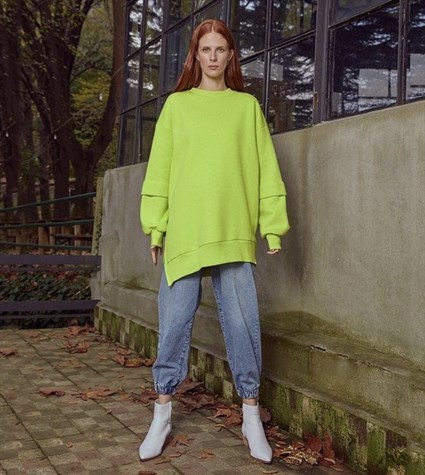 Asimetrik Kesim Neon Renk Kalın Sweatshirt