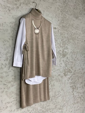 Balıkçı Yaka Bağlamalı Süveter (Kum Rengi)