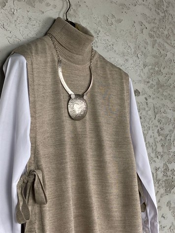 Balıkçı Yaka Bağlamalı Süveter (Kum Rengi)