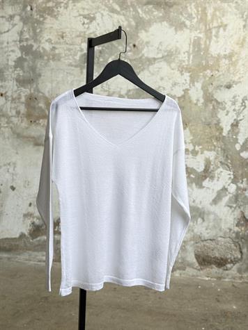 Basic Model V Yaka Merserize Kazak (Beyaz)