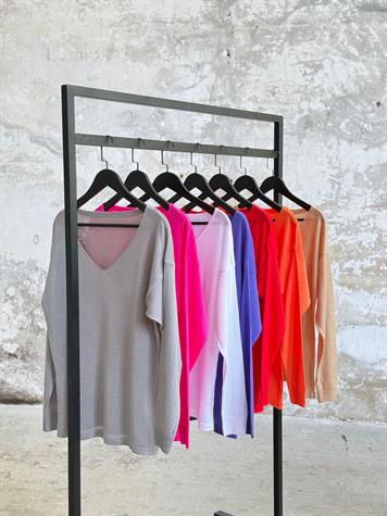 Basic Model V Yaka Merserize Kazak (Beyaz)