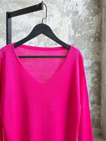 Basic Model V Yaka Merserize Kazak (Fuşya)