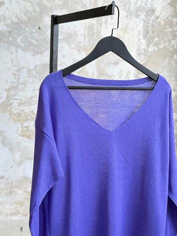 Basic Model V Yaka Merserize Kazak (Mor)