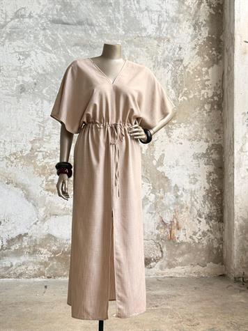 Bel Ayarlanabilir Büzgü Detaylı Elbise (Bej)