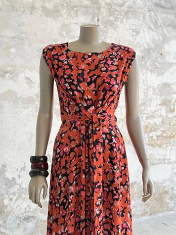 Belden Bağlama Detaylı Çiçekli Maxi Boy Elbise (Turuncu)