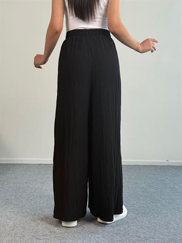 Belden Bağlama Detaylı Kırışık Pantolon (Siyah)