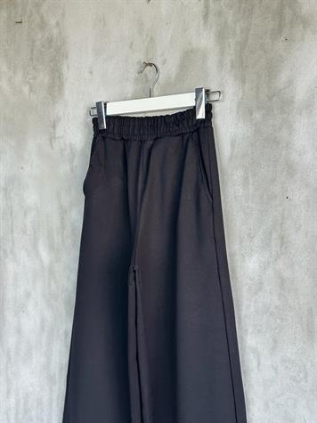 Belden Lastikli Bol Paça Eşofman Pantolon (Siyah)