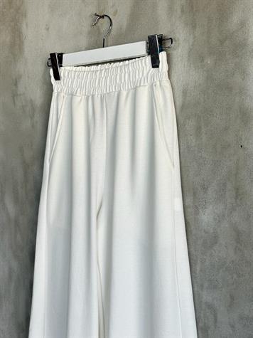 Belden Lastikli Bol Paça Eşofman Pantolon (Beyaz)