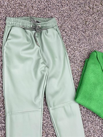 Beli Laskli Diz Dikiş Detaylı Deri Pantolon (Yeşil) 