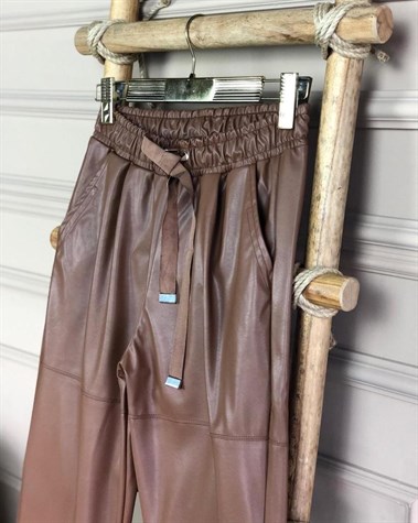 Beli Lastikli Deri Pantolon (TABA)