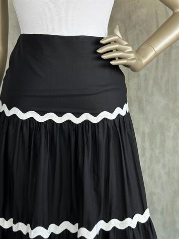 Beyaz Şerit Detaylı Poplin Etek (Siyah)