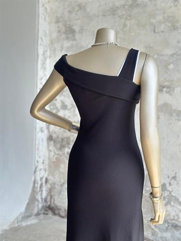 Biyeli Yırtmaçlı Ottoban Elbise (Siyah)