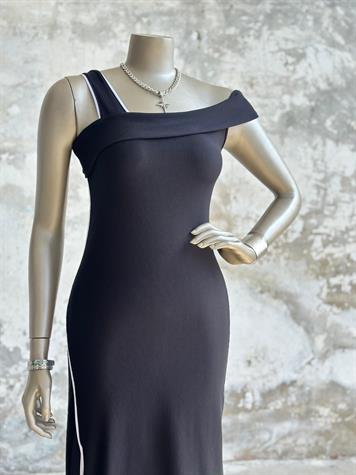 Biyeli Yırtmaçlı Ottoban Elbise (Siyah)