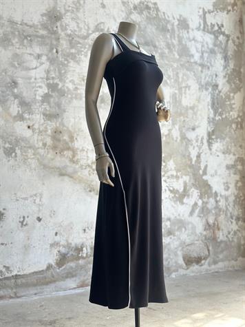 Biyeli Yırtmaçlı Ottoban Elbise (Siyah)