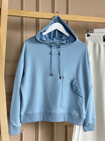 Cep Detaylı Boğazlı Sweat (Mavi)