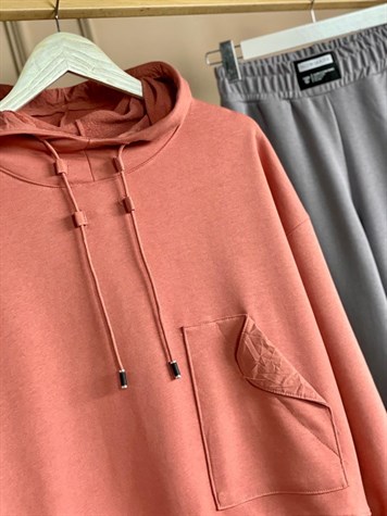 Cep Detaylı Boğazlı Sweat (Pembe)