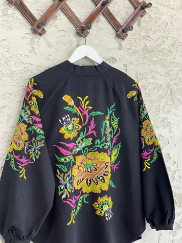 Çiçek İşlemeli Keten Kimono (Siyah)