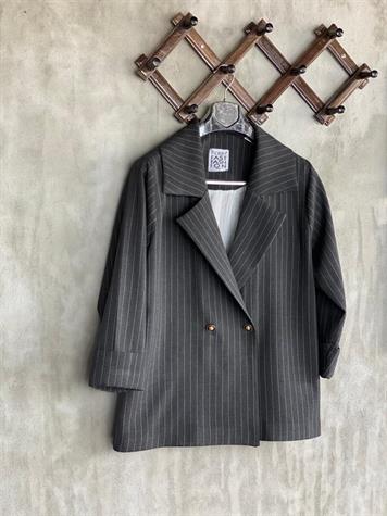 Çizgili Oversize Gold Düğmeli Ceket (Antrasit)