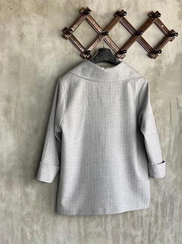 Çizgili Oversize Gold Düğmeli Ceket (Gri)