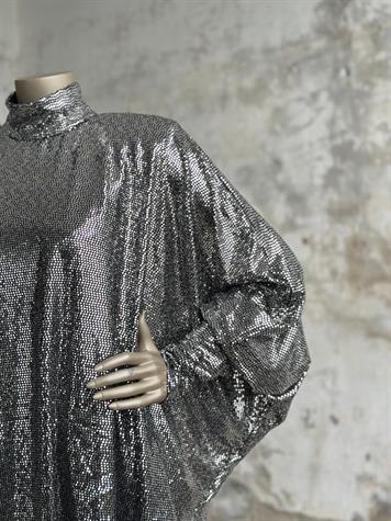 Dik Yaka Bel Lastik Detaylı Aynalı Elbise (Gümüş)