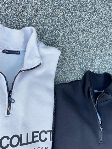 Dik Yaka Fermuarlı Siyah Sweatshirt