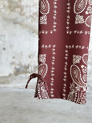 Etnik Desen Bilekten Bağlama Detaylı Pantolon (Kahve)