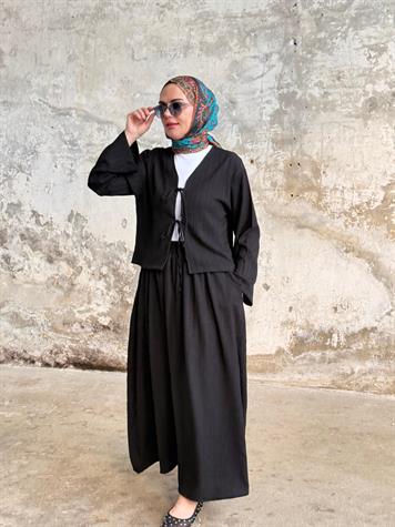 Fiyonk Bağlama Detaylı Gofre Kumaş Etekli Takım (Siyah)