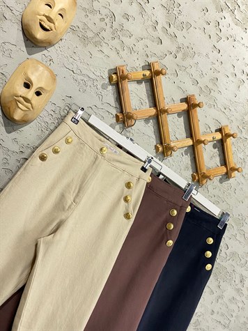 Gabardin Doku Gold Tasarım Düğmeli Pantolon (Kahverengi)