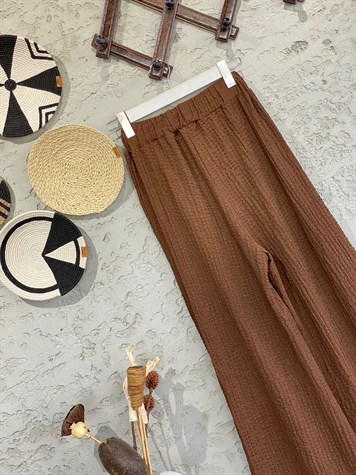 Gofre Kumaş Beli Lastikli Bol Paça Pantolon (Kahverengi)
