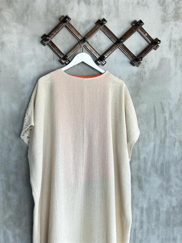 Güpür Dantelli Uzun Naturel Kaftan (Bej)