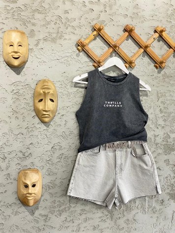 Halter Yaka Yazı Baskılı Crop Tişört (Antrasit)