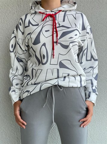 Harf Desenli Kapşonlu Sweat