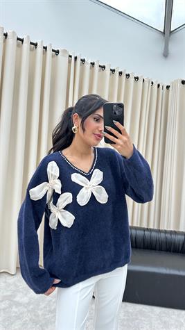 İnci Taş İşçilikli Akordiyon Çiçekli Angora Kazak (Lacivert)