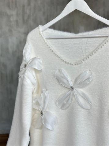 İnci Taş İşçilikli Akordiyon Çiçekli Angora Kazak (Ekru)