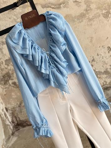 İthal Kumaş Fırfırlı Bağcık Detaylı Gömlek (Bebe Mavisi)