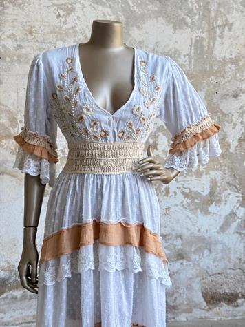 İthal Kumuşa İspanyol Kol İnci İşlemeli Elbise (Beyaz)