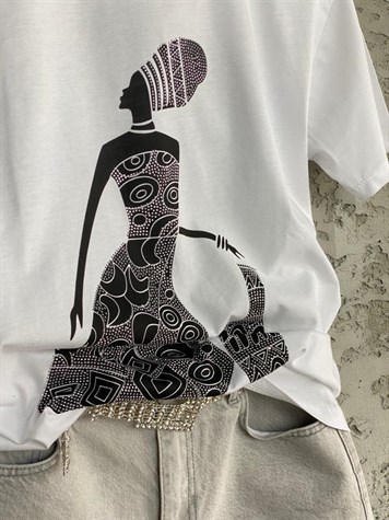 Kadın Desenli Taş İşlemeli Tshirt (Beyaz)