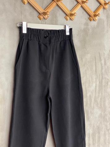 Kalın Lastik Kemerli Yumuşak Gabardin Kumaş Mom Pantolon (Siyah)