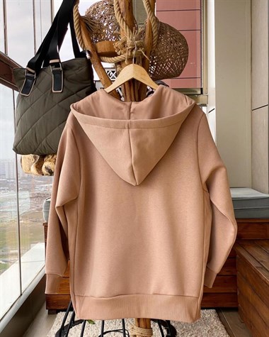Kapşonlu Önden Fermuarlı Sweatshirt (SÜTLÜ KAHVE )