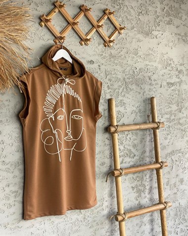 Kapüşonlu Yüz Silüetli Örme Tunik (Camel)