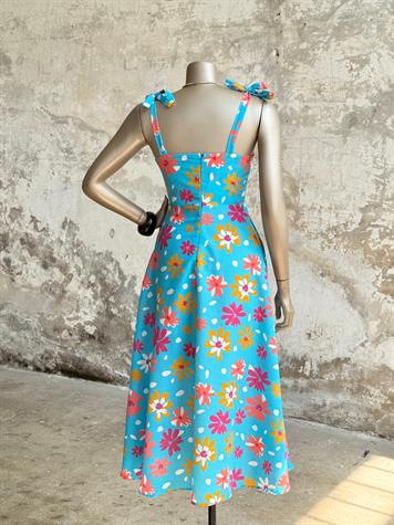 Kare Yaka Omuz Bağlama Detaylı Çiçekli Elbise (Mavi)