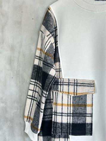 Kaşe Cep Detaylı Kadın Sweat (Beyaz)