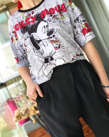 Kısa Gazete Desen Mickey Mouse Bluz