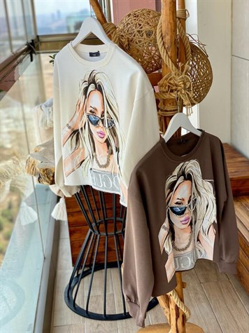 Kız Baskılı Kristal Taş İşçilikli Sweat (Ekru&Kahve)