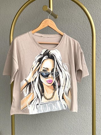 Kız Baskılı Lazer Kesim Tshirt (Bej)