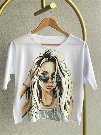 Kız Baskılı Lazer Kesim Tshirt (Beyaz)