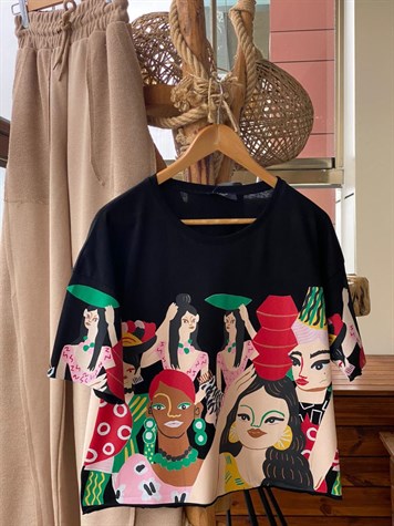 Kız Baskılı Tshirt (SİYAH)